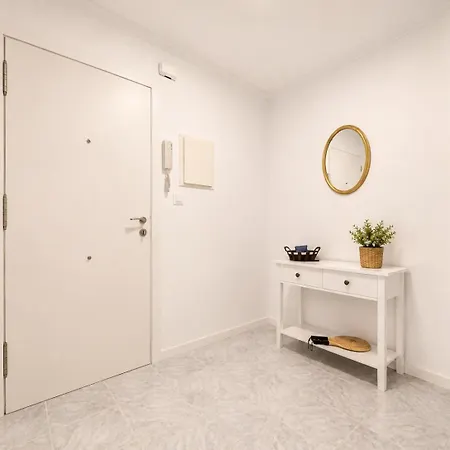 Hipocampo By Edeal Homes *